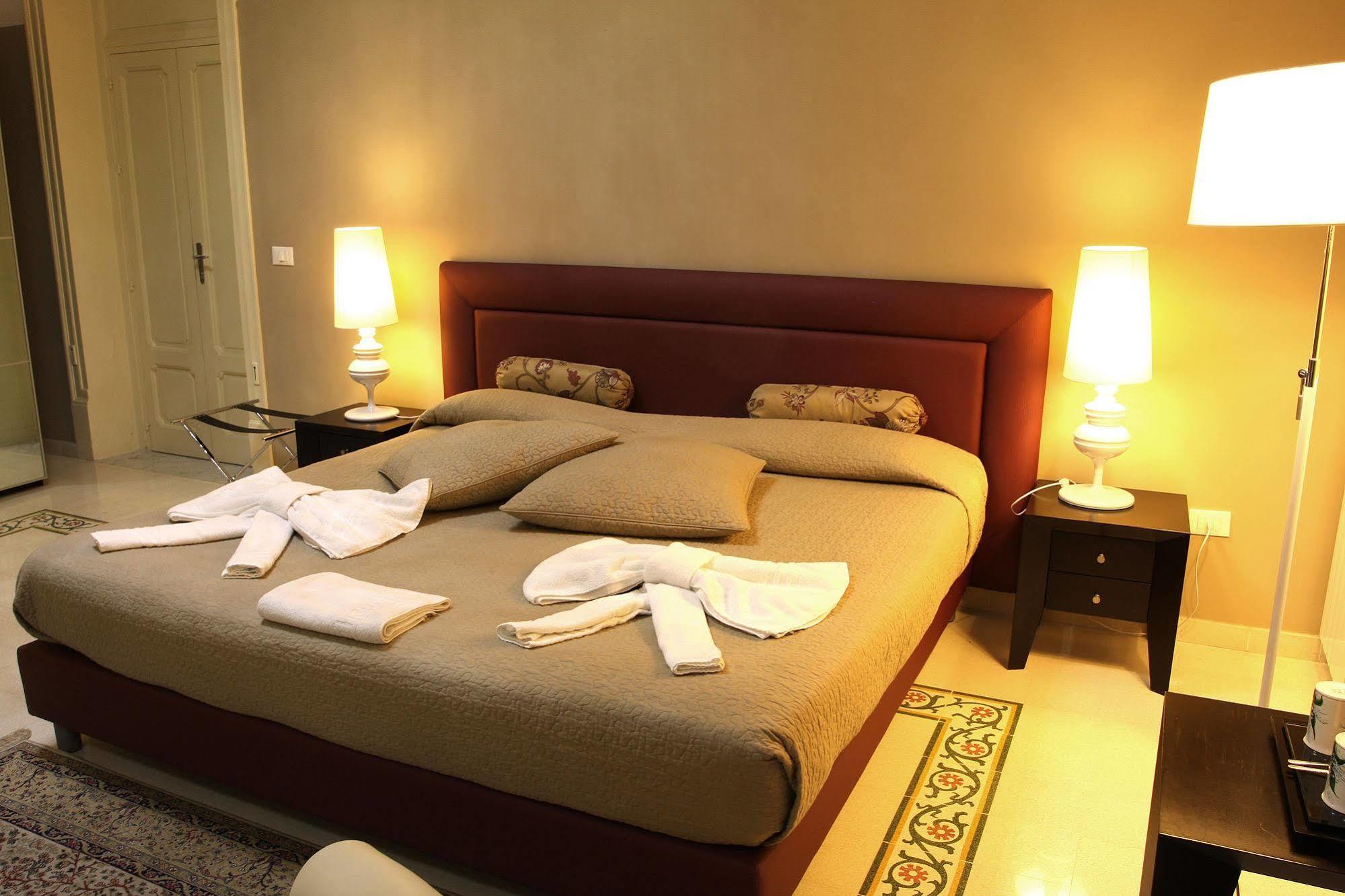 Abatellis Luxury Hotel Palermo Buitenkant foto